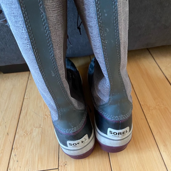 Sorel boots - Picture 5 of 5
